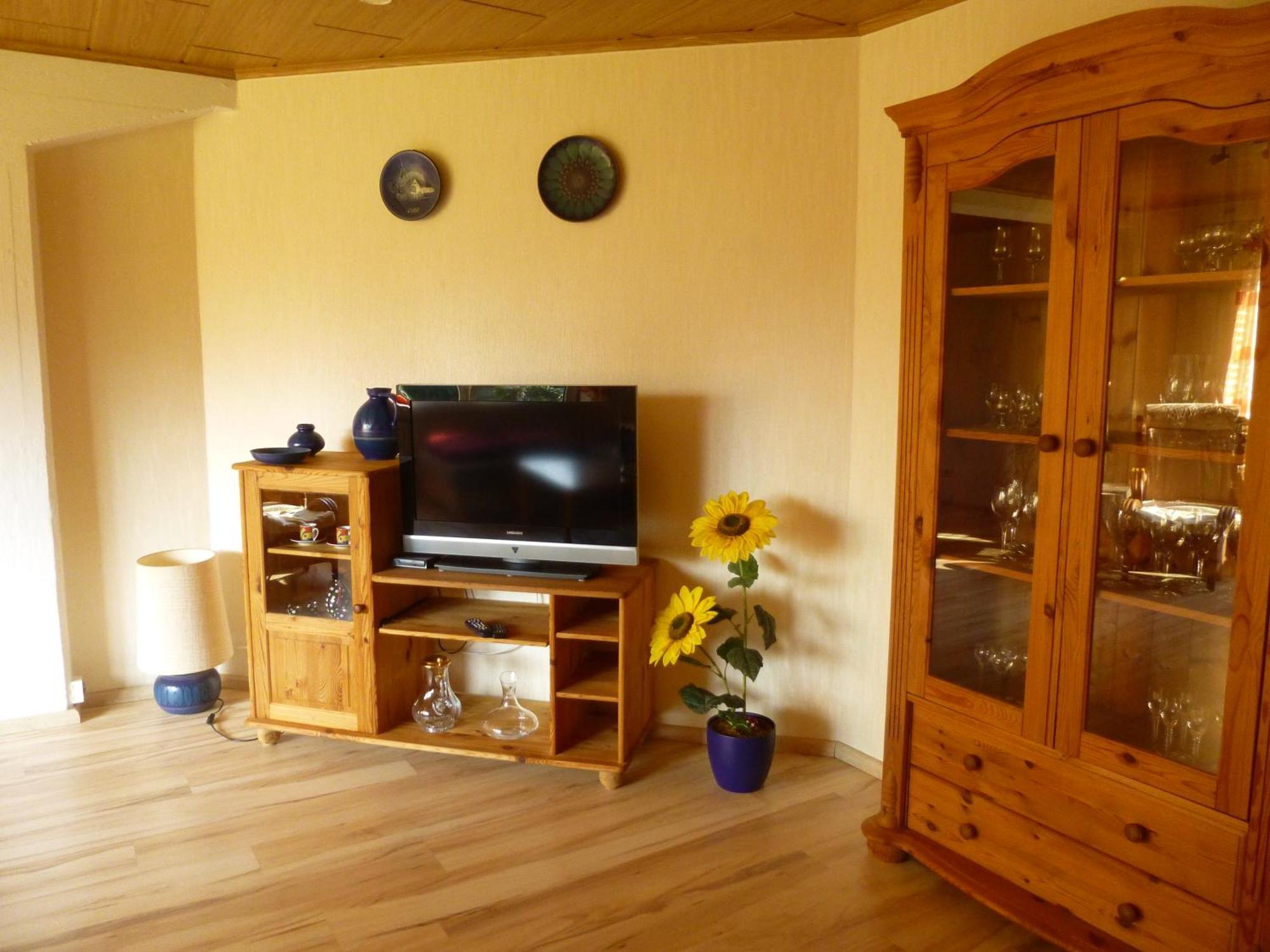 Ferienwohnung Stoeterau - Ebenerdige Fewo Mit Sonnenterrasse Erfde 外观 照片